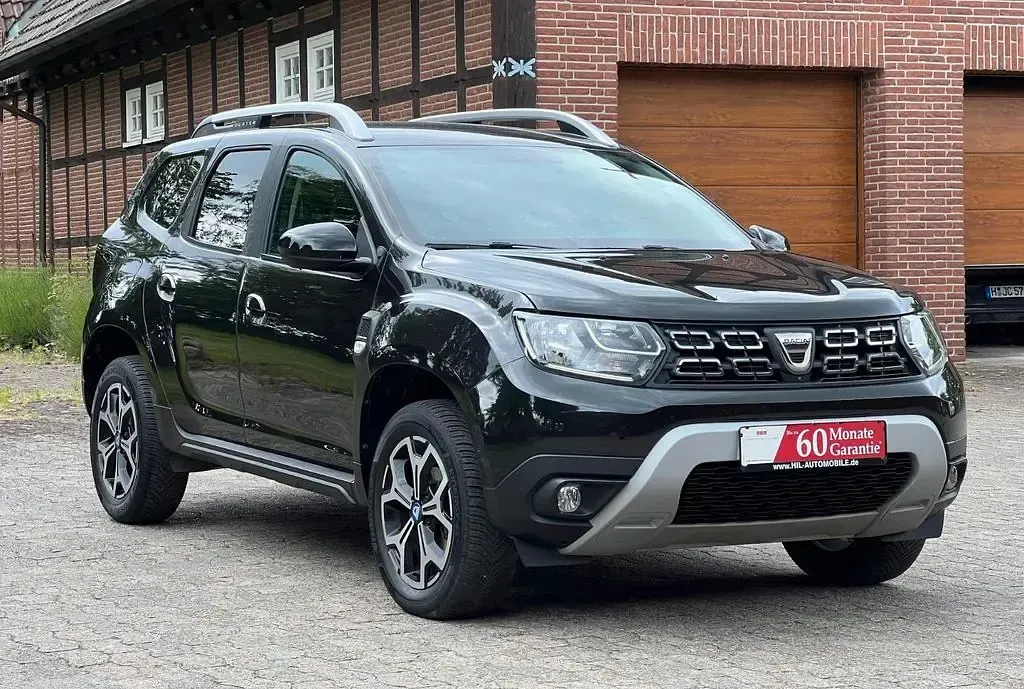 Gebraucht Dacia Duster Celebration 150 PS (110 kW) 2021 Schwarz SUV
