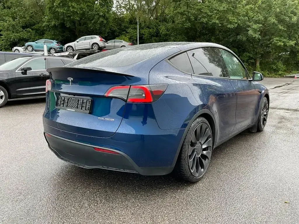 Gebraucht Tesla Model Y Performance 392 kW (534 PS) 2024 Blau SUV