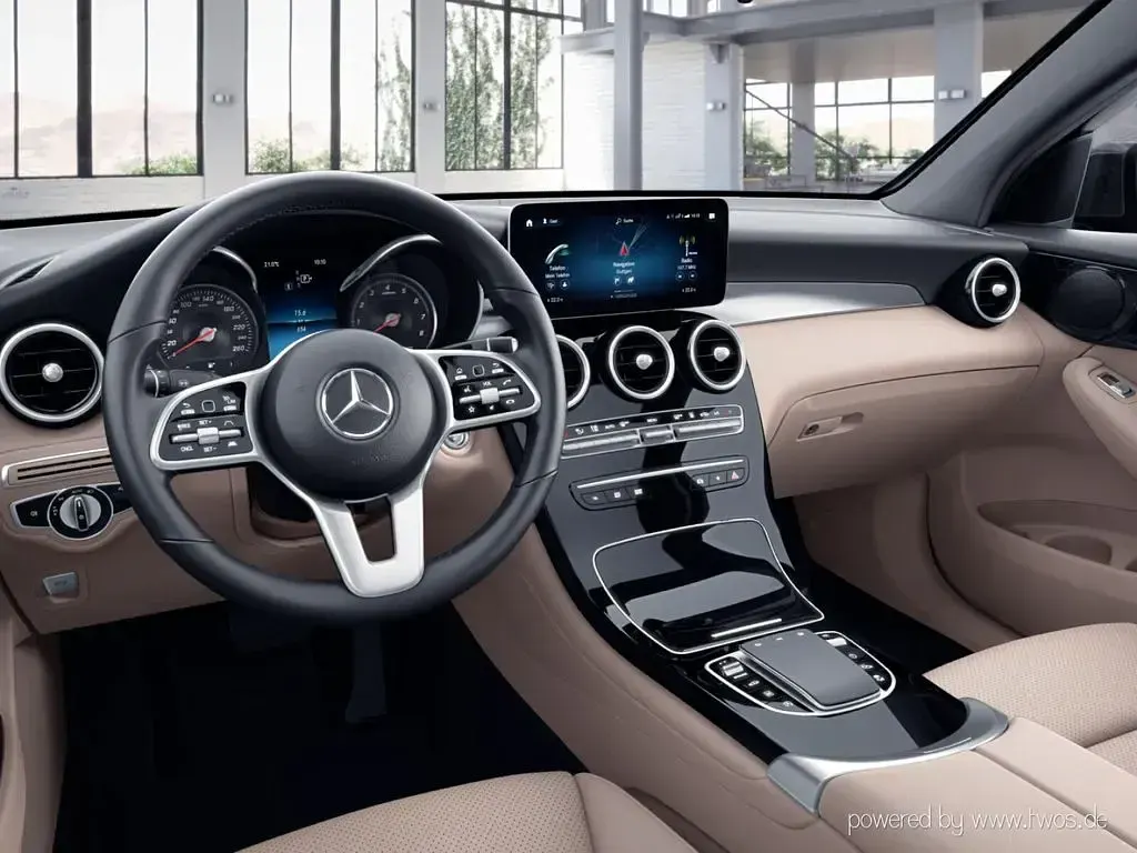 Gebraucht Mercedes GLC300 245 PS (180 kW) 2023 Schwarz SUV
