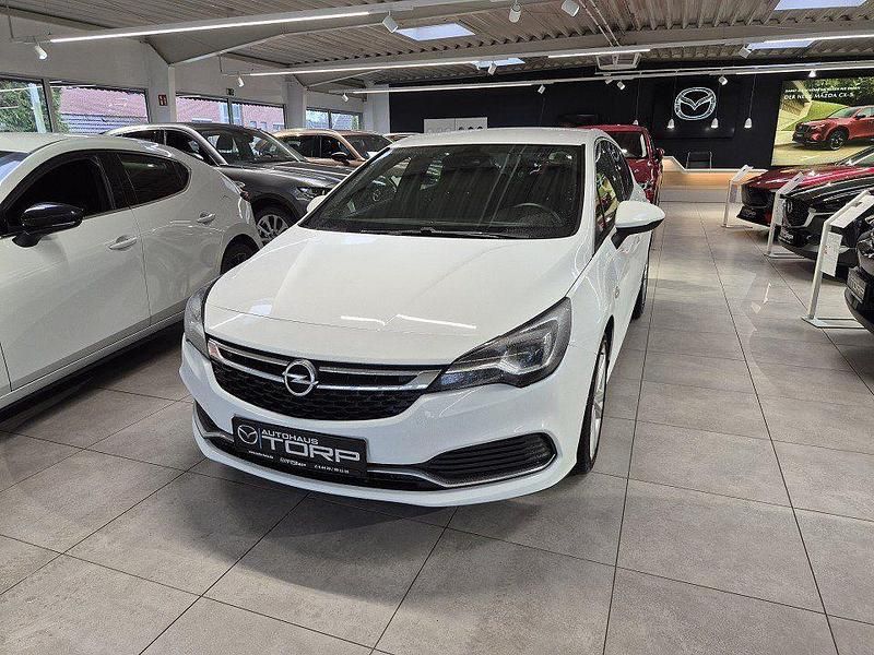 Gebraucht Opel Astra Dynamic 200 PS (147 kW) 2017 Weiß Limousine