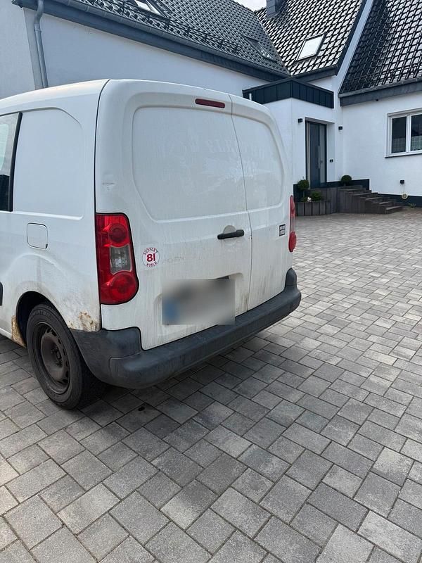Gebraucht Citroën Berlingo 75 PS (55 kW) 2009 Weiß Van / Kleinbus