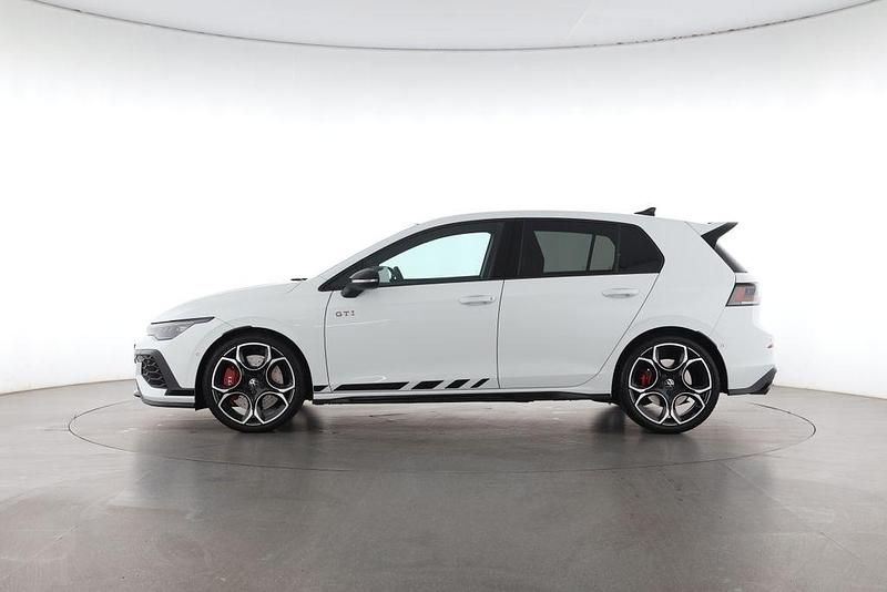 Gebraucht VW Golf VIII GTI 300 PS (220 kW) 2025 Pure white Limousine