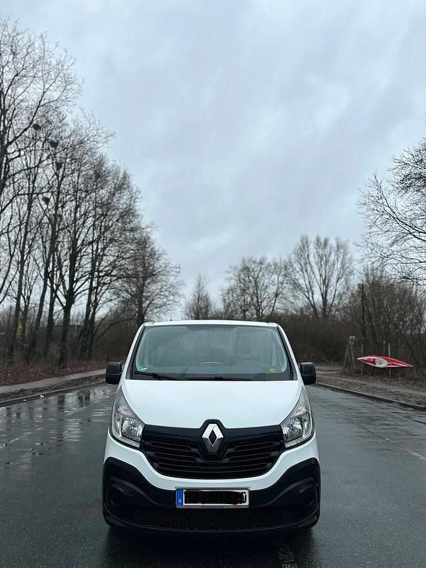 Gebraucht Renault Trafic 125 PS (91 kW) 2019 Weiß Van / Kleinbus