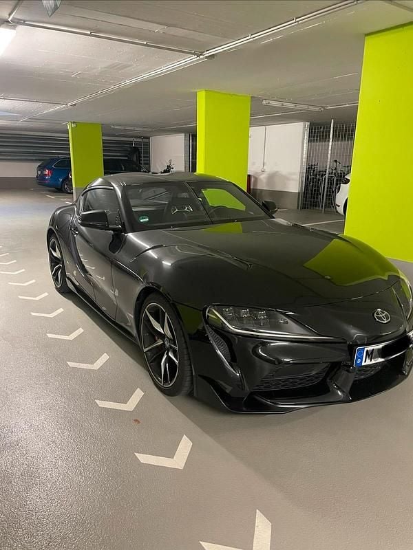 Schwarz Gebraucht 2022 Toyota Supra Coupé | 48.500 € (Superpreis) - Bild 1/4