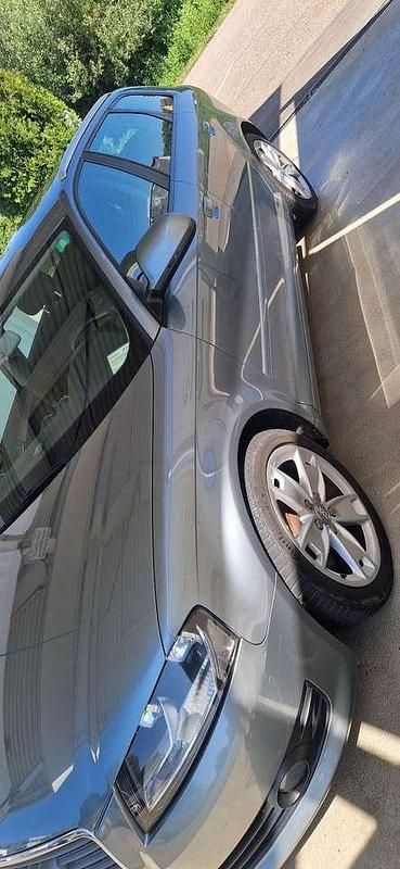 Gebraucht Audi A3 Attraction 140 PS (102 kW) 2010 Grau Kombi