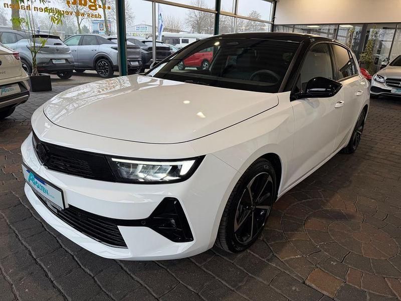 Neu Opel Astra 131 PS (96 kW) 2025 Weiß Limousine