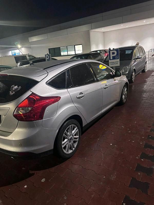 Gebraucht Ford Focus Titanium 163 PS (119 kW) 2014 Kleinwagen