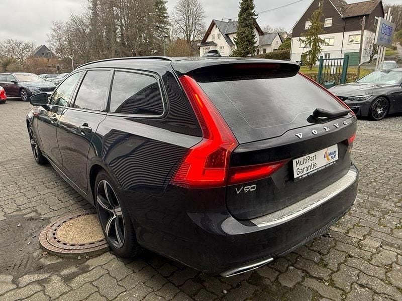Second-hand Volvo V90 R-Design 235 CP (172 kW) 2020 Negru Break