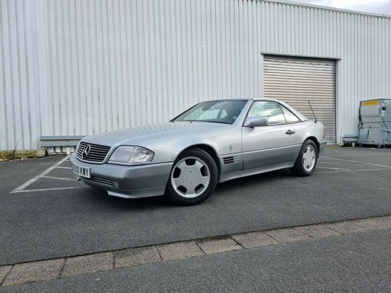 Silber Gebraucht 1992 Mercedes SL300 Cabrio | 19.990 € - Bild 1/4