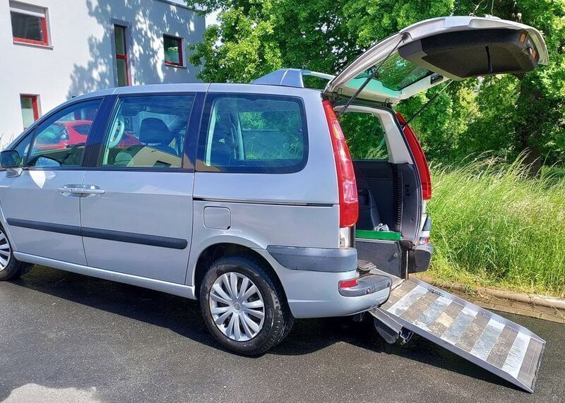 Silber Gebraucht 2007 Citroën C8 Van / Kleinbus | 9.500 € - Bild 1/4