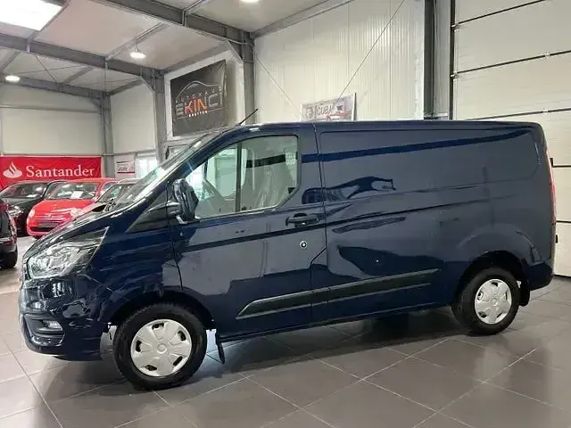 Gebraucht Ford Transit Custom 105 PS (77 kW) 2022 Blazerblau Van / Kleinbus