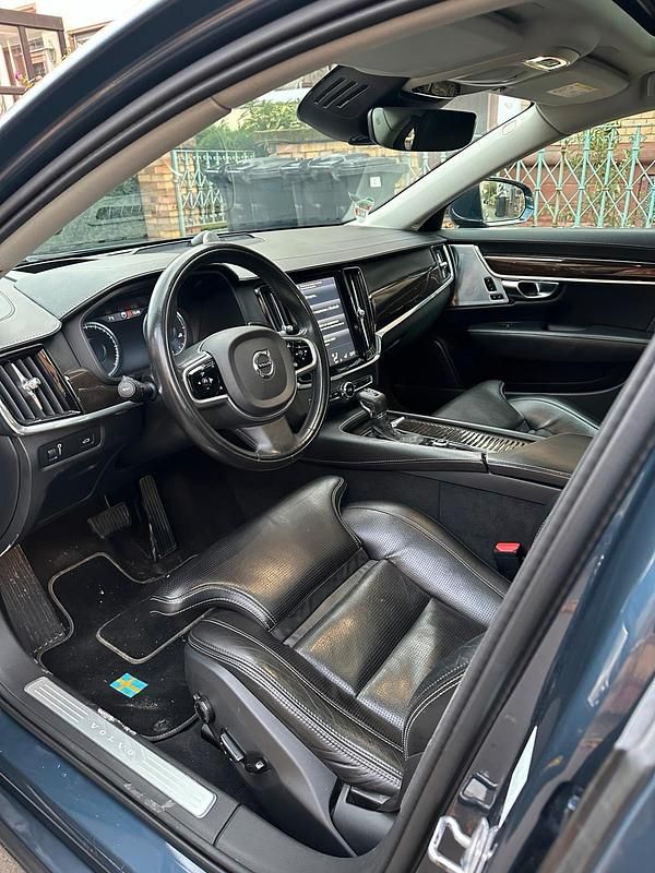 Gebraucht Volvo S90 Inscription 190 PS (139 kW) 2017 Limousine