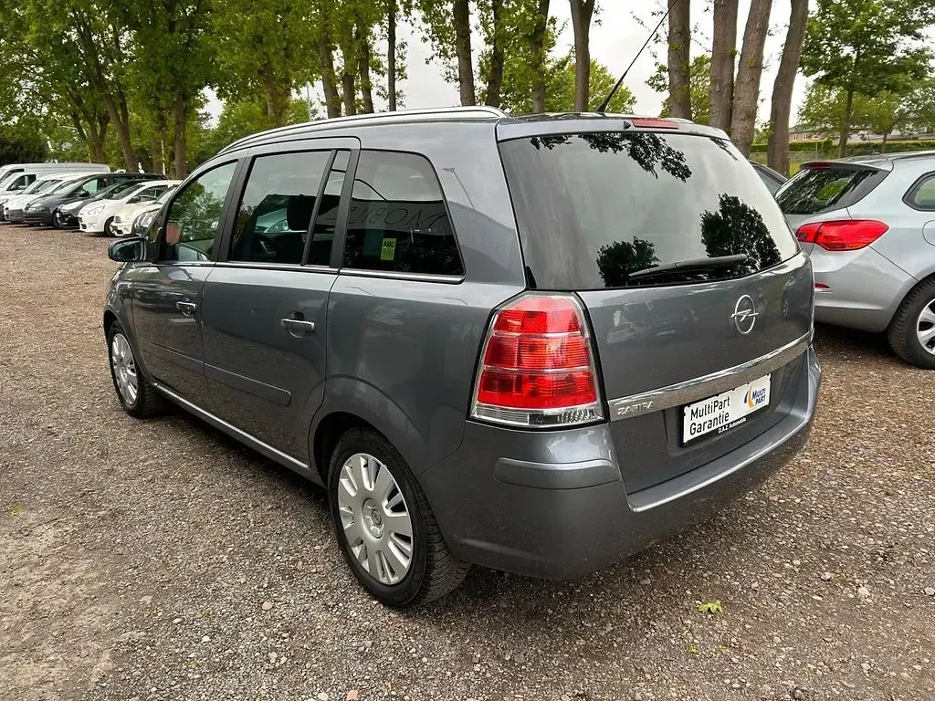Gebraucht Opel Zafira Catch Me 105 PS (77 kW) 2007 Grau Van / Kleinbus