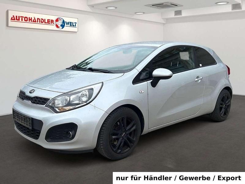 Silber Gebraucht 2014 Kia Rio Kleinwagen | 3.799 € (Guter Preis) - Bild 1/3