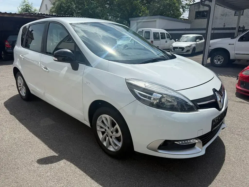 Gebraucht Renault Scénic III LIMITED 116 PS (85 kW) 2015 Weiß Limousine