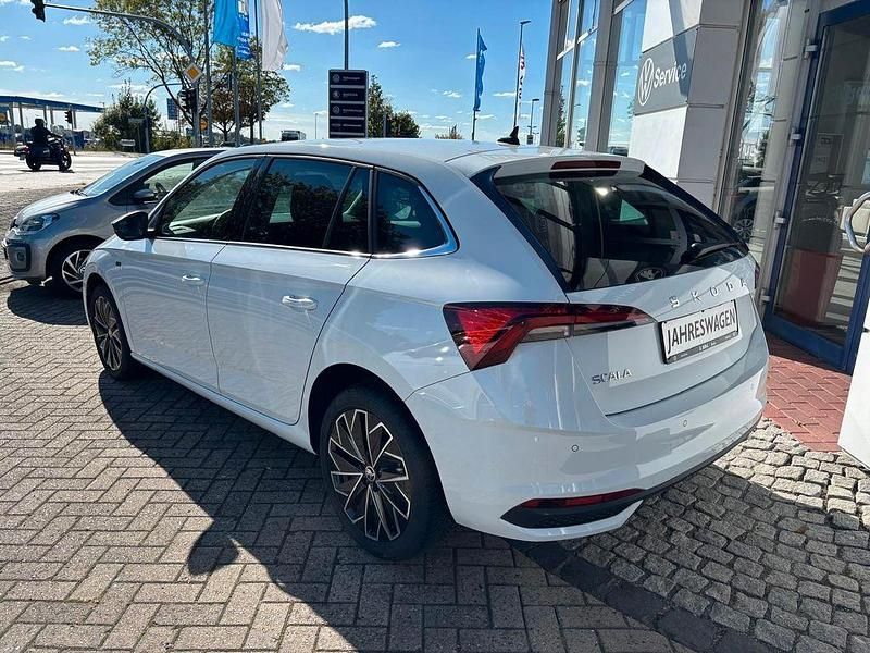 Gebraucht Skoda Scala Drive 116 PS (85 kW) 2024 Weiß Kleinwagen