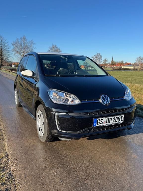 Gebraucht VW e-up! Style 61 kW (83 PS) 2022 Schwarz Kleinwagen