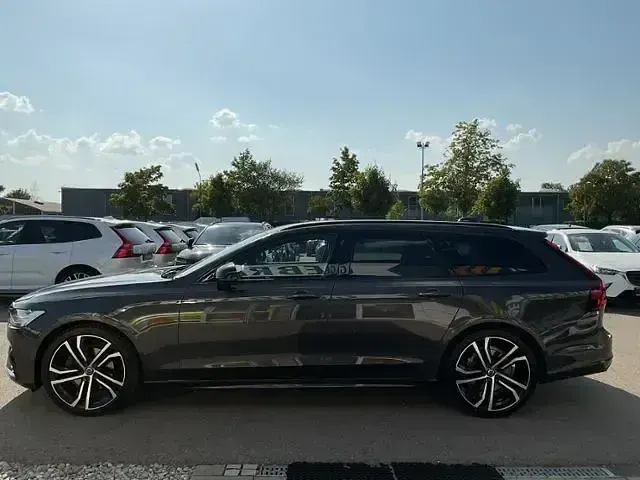 Gebraucht Volvo V90 Plus 197 PS (144 kW) 2023 Grau Kombi