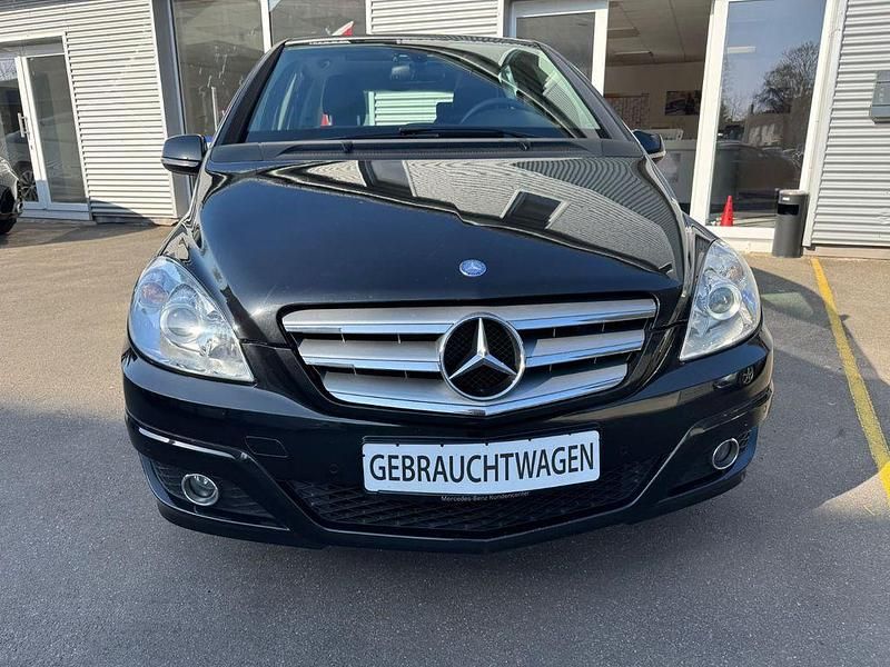 Gebraucht Mercedes B150 95 PS (69 kW) 2008 Schwarz Van / Kleinbus