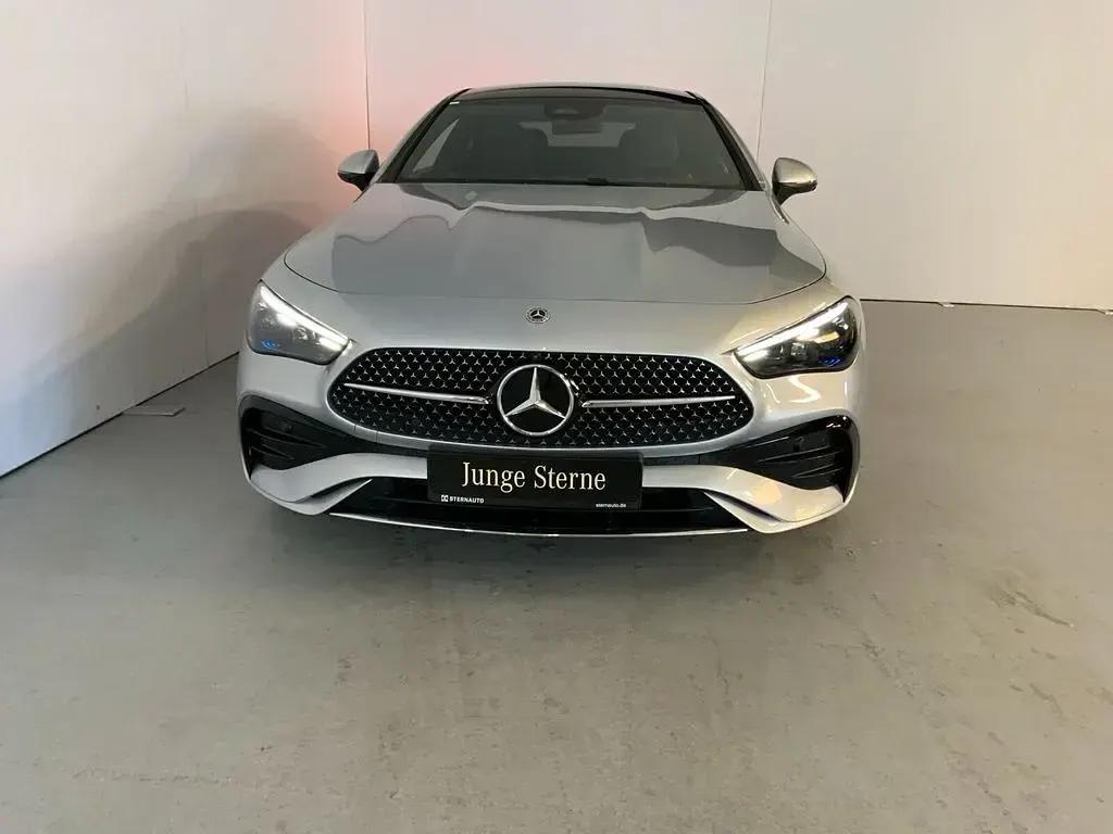 Gebraucht Mercedes CLE220 AMG 197 PS (144 kW) 2025 Metalliclack hightechsilber metallic Coupé