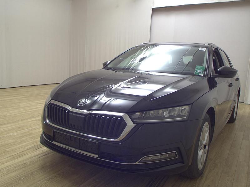 Second-hand Skoda Octavia Style 150 CP (110 kW) 2023 Negru Break
