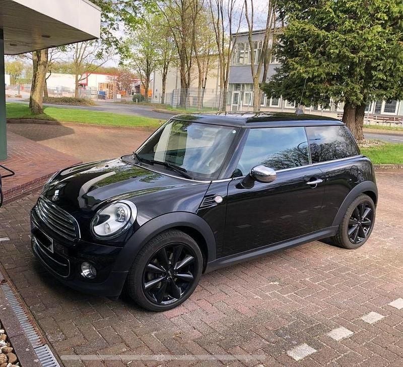 Gebraucht Mini Cooper 122 PS (89 kW) 2011 Schwarz Kleinwagen