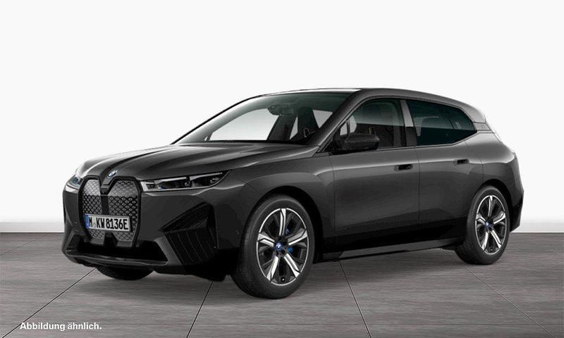 Grau Gebraucht 2022 BMW iX Sport Line SUV | 39.990 € (Fairer Preis) - Bild 1/3