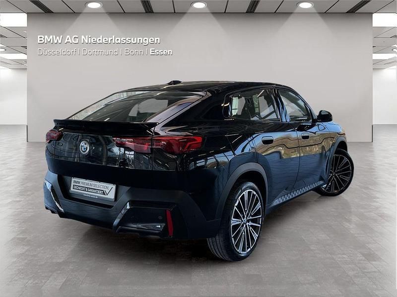 Gebraucht BMW X2 150 PS (110 kW) 2024 Schwarz SUV