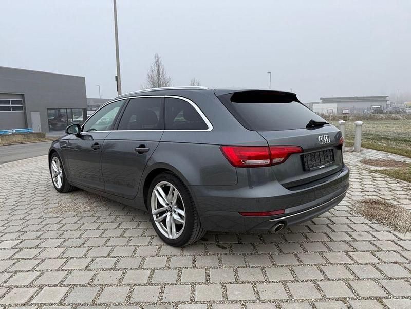 Gebraucht Audi A4 S-Line 150 PS (110 kW) 2016 Grau Kombi