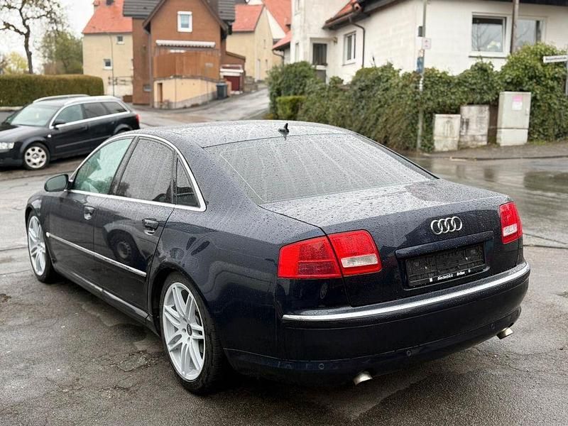 Second-hand Audi A8 Comfort 272 CP (200 kW) 2006 Albastru Berlinǎ