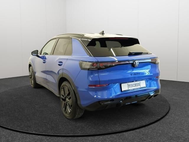 Neu VW T-Roc R-line 150 PS (110 kW) 2025 Celestial blue metallic SUV