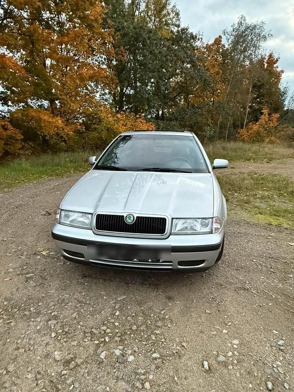 Gebraucht Skoda Octavia 116 PS (85 kW) 2001 Silber Limousine