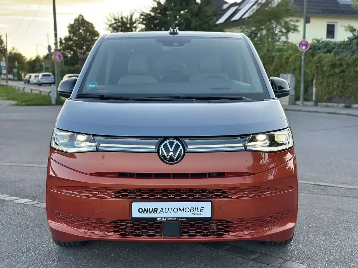Usata VW T7 150 CV (110 kW) 2024 Arancione Furgone