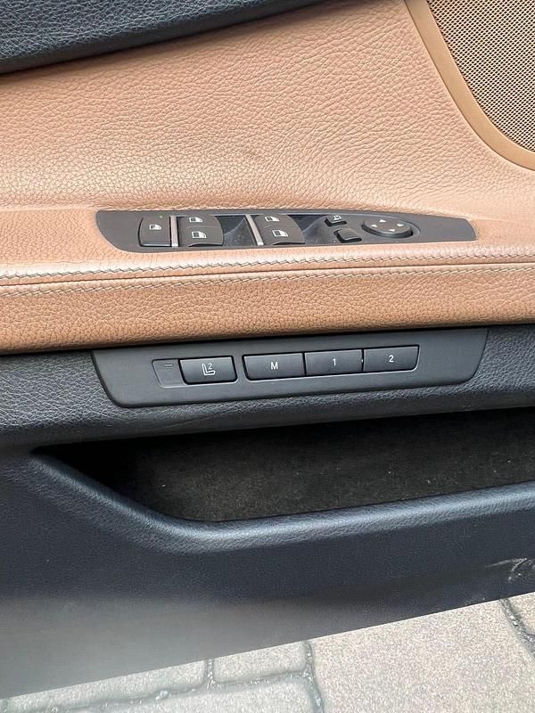 Second-hand BMW 730 245 CP (180 kW) 2009 Negru Berlinǎ