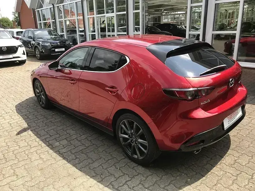 Gebraucht Mazda 3 Selection 116 PS (85 kW) 2019 Magmarot Limousine