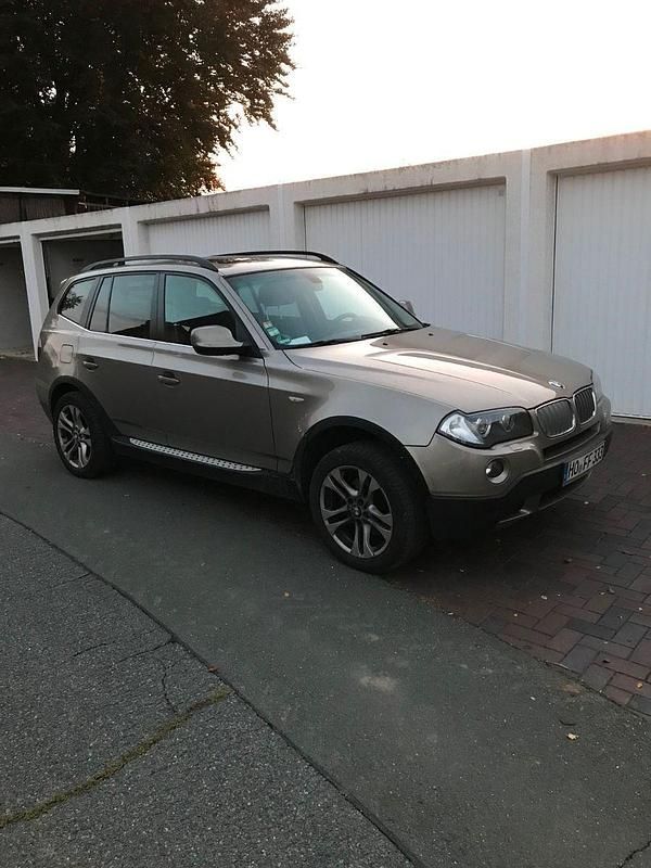 Gebraucht BMW X3 252 PS (185 kW) 2010 Gold SUV