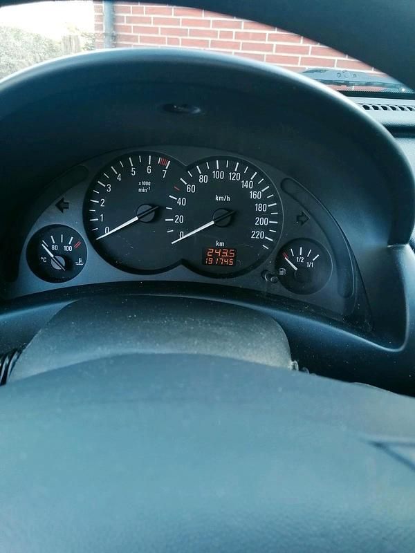 Gebraucht Opel Corsa 55 PS (40 kW) 2002 Grün Kleinwagen