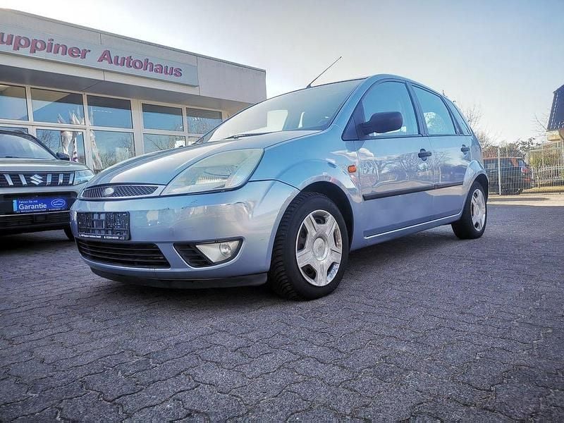 Gebraucht Ford Fiesta 101 PS (74 kW) 2005 Blau Kleinwagen