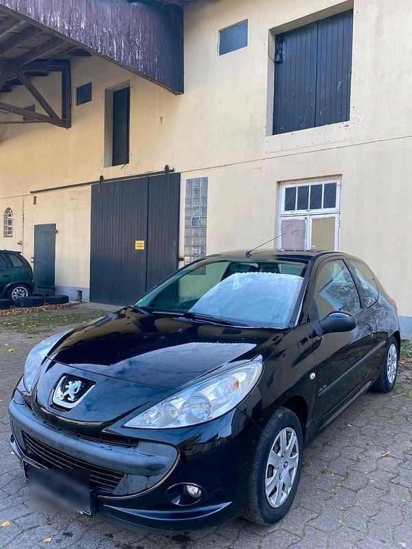 Schwarz Gebraucht 2011 Peugeot 206+ Kleinwagen | 950 € (Superpreis) - Bild 1/4