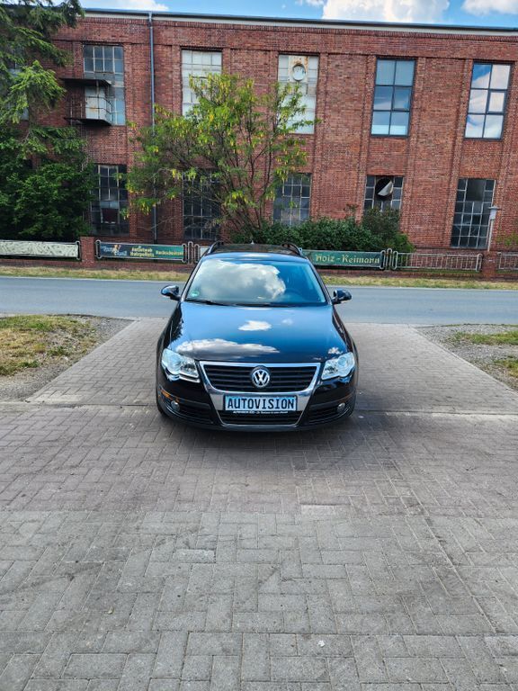 Używany VW Passat 105 KM (77 kW) 2008 Czarny Kombi