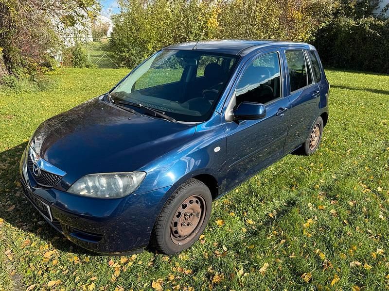 Blau Gebraucht 2006 Mazda 2 Kleinwagen | 1.250 € (Guter Preis) - Bild 1/4