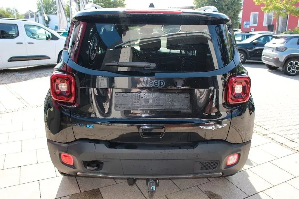 Gebraucht Jeep Renegade Trailhawk 179 PS (131 kW) 2022 Schwarz SUV