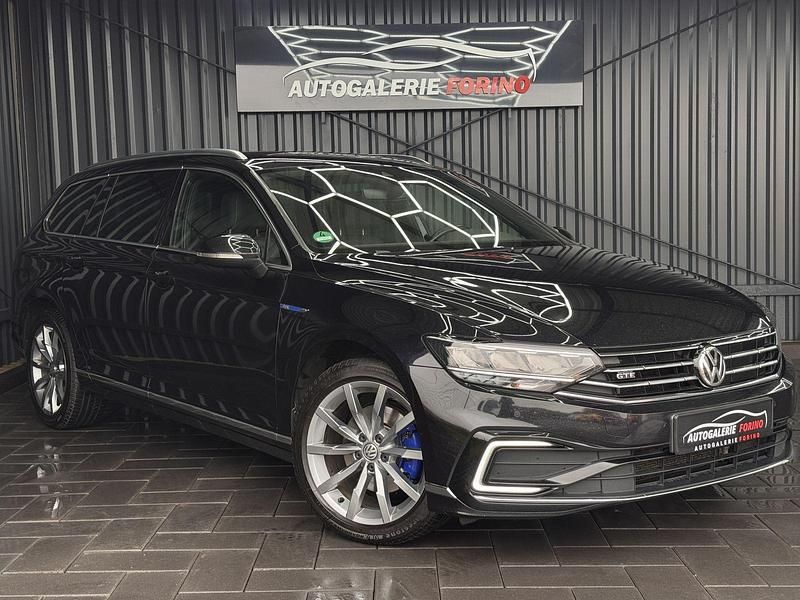 Schwarz Gebraucht 2020 VW Passat GTE Kombi | 15.990 € (Teuer) - Bild 1/4