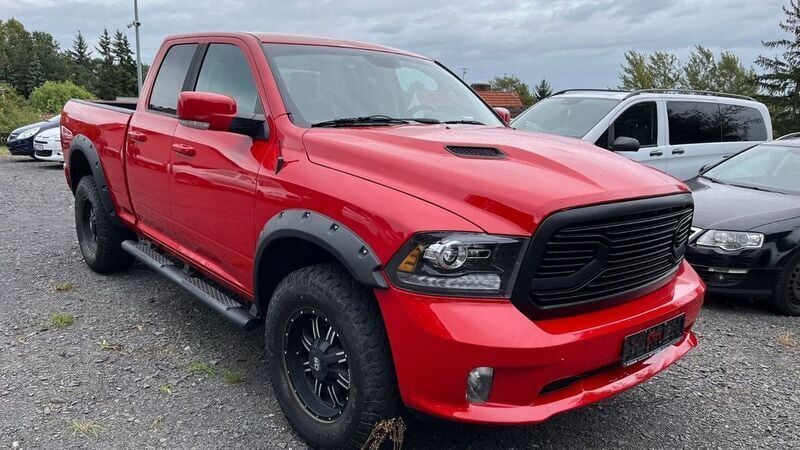 Gebraucht Dodge Ram 401 PS (294 kW) 2015 Rot Pickup