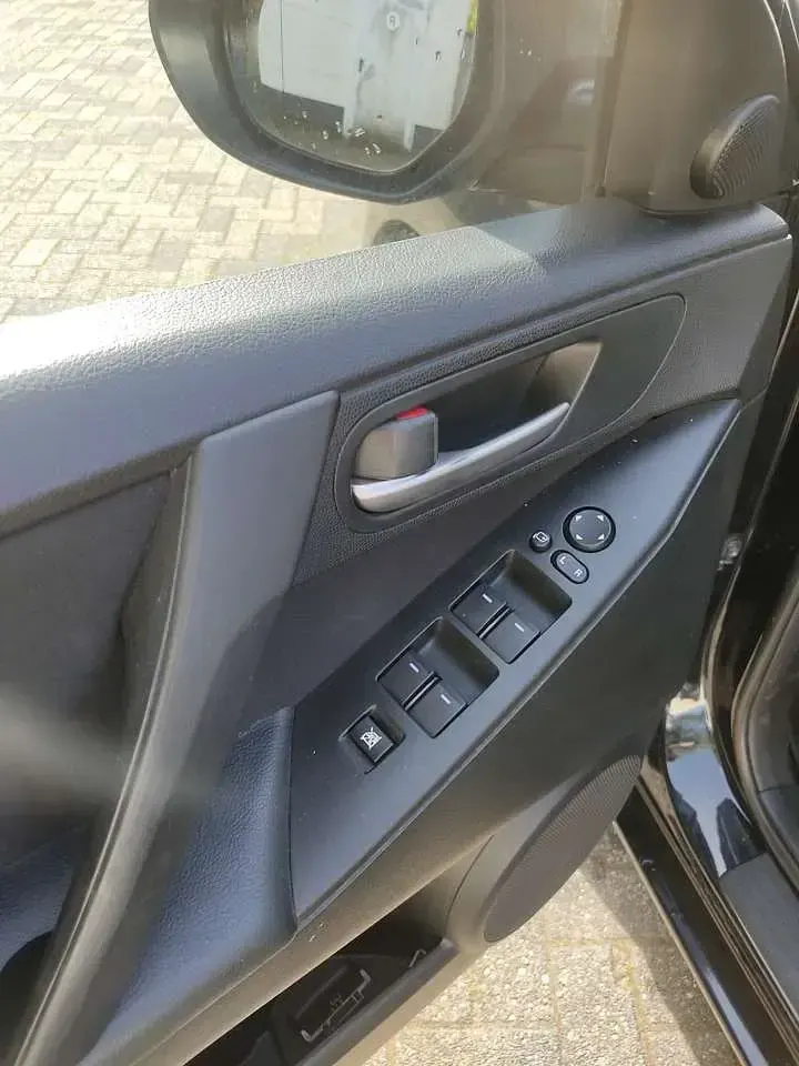 Gebraucht Mazda 3 High 105 PS (77 kW) 2010 Limousine