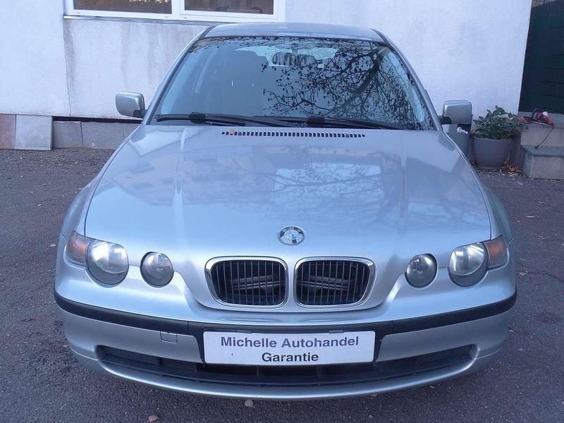 Gebraucht BMW 316 Compact 116 PS (85 kW) 2003 Titansilber metallic Kleinwagen