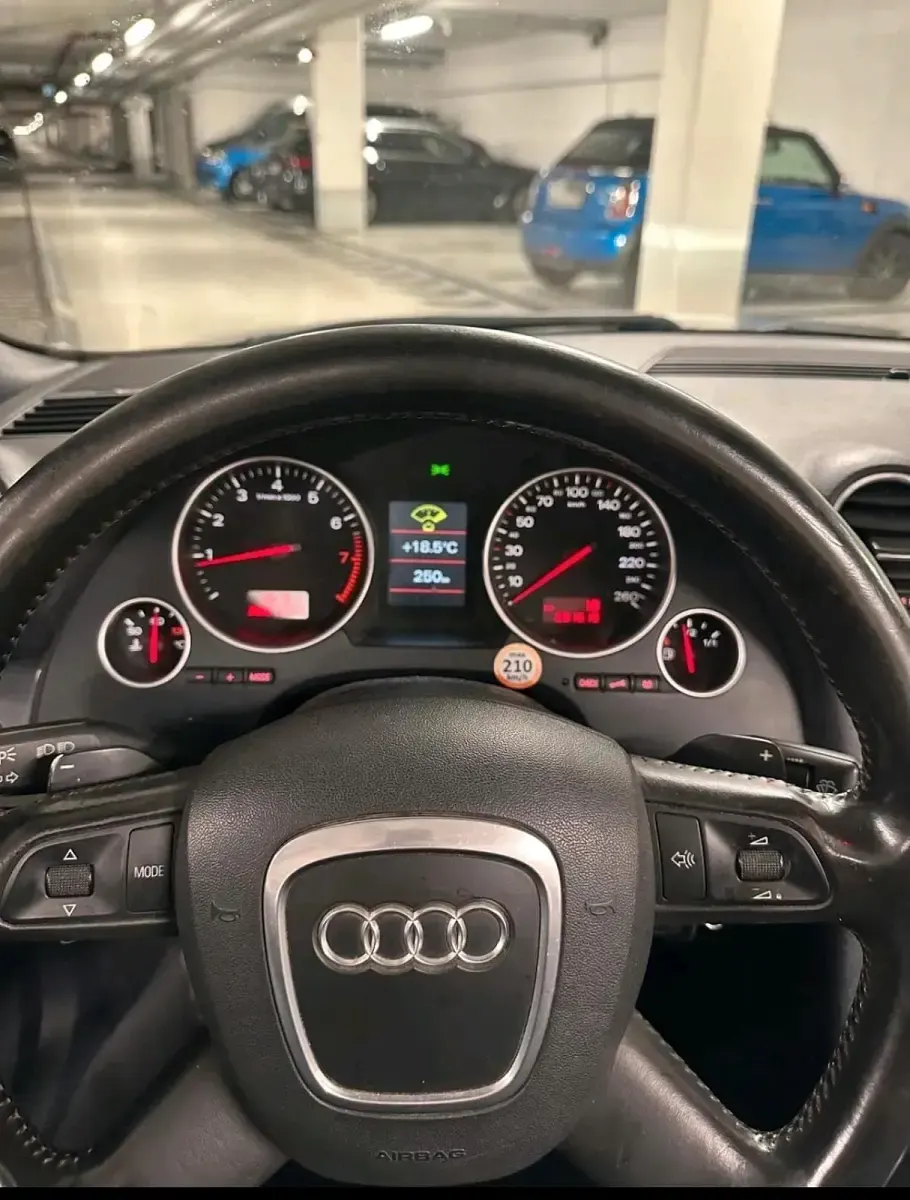 Używany Audi A4 Cabriolet 220 KM (161 kW) 2003 Szary Kabriolet