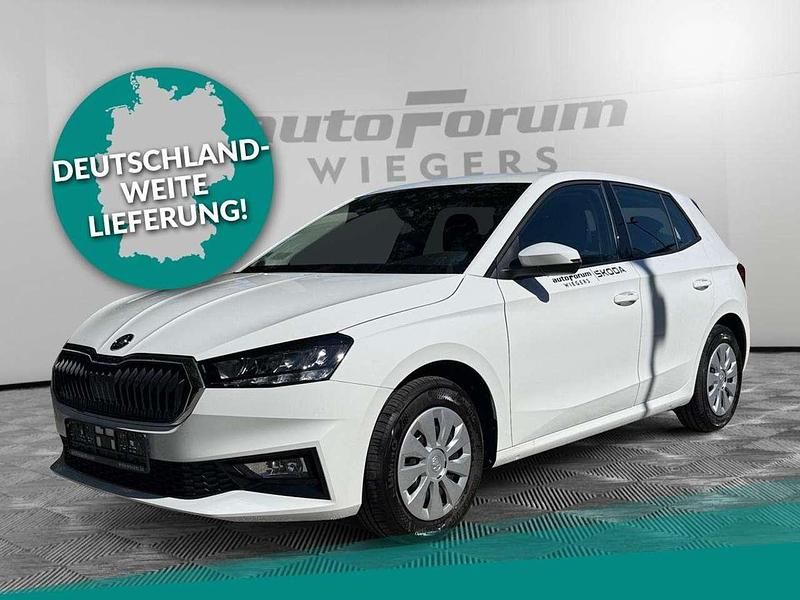 Candyweiss Gebraucht 2025 Skoda Fabia Selection Limousine | 17.370 € (Guter Preis) - Bild 1/4