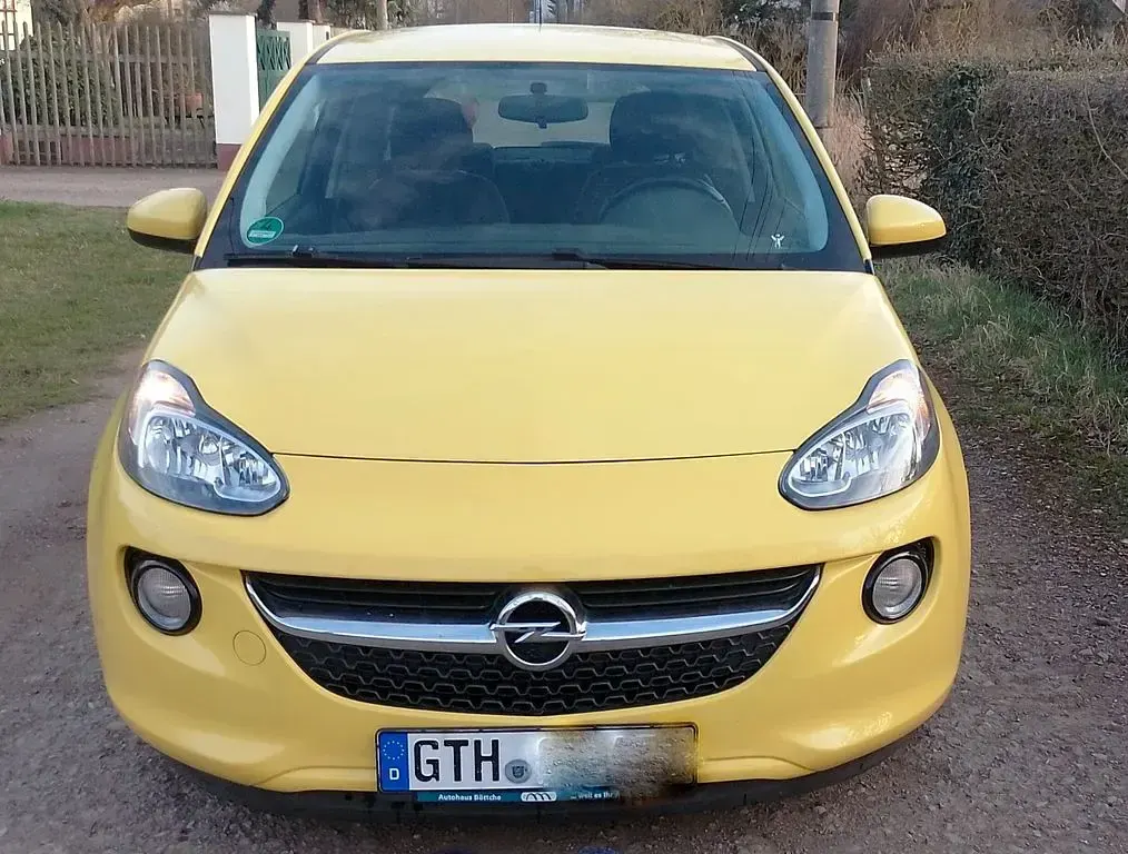 Używany Opel Adam 69 KM (50 kW) 2014 Żółty Hatchback