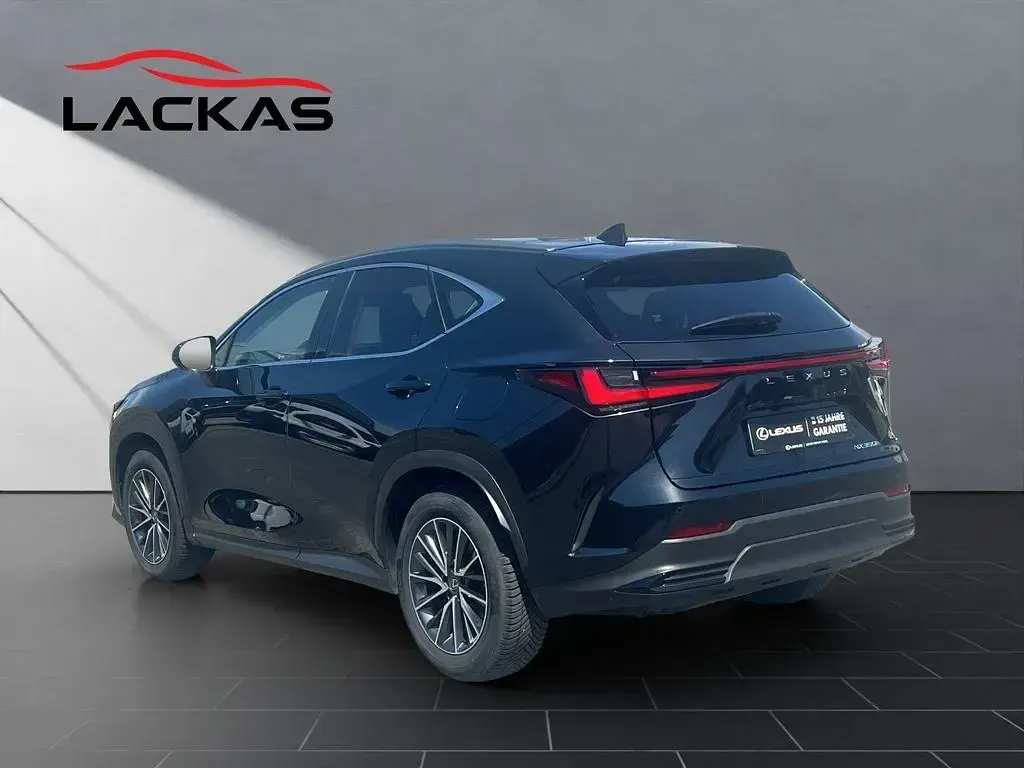 Gebraucht Lexus NX350h E-FOUR 190 PS (139 kW) 2024 Schwarz SUV